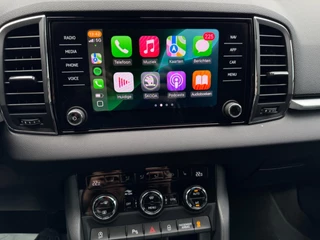 Skoda Karoq 1.5 TSI ACT Business Edition Plus / CarPlay / 10