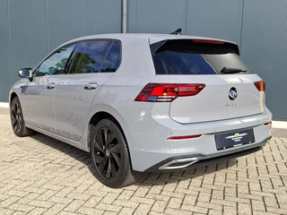 Volkswagen Golf 1.5 TSI 130pk Style * LAGE KMSTAND 26.000KM! * ParkeerCamera * Adaptieve Cruise Control * LM velgen * / 7