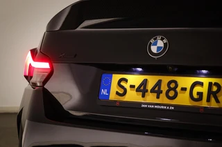BMW 2-serie Coupé M240i xDrive High Executive | SCHUIFDAK | HARMAN KARDON | HEAD UP | DRAADLOZE LADER / 27