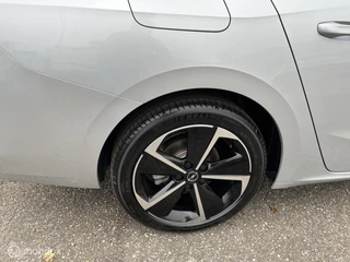 Opel Astra Sports Tourer 1.2 Turbo Hybrid GS 136 PK  AGR/NAV / 23