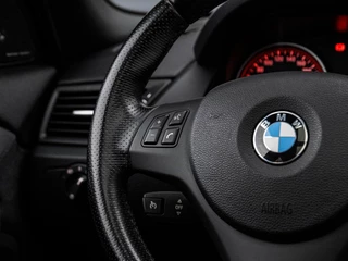 BMW X1 SDrive18i M-sport | Panoramadak | Leder | Xenon | Navi | Harman&Kardon | Stoelverwarming | Climate control / 33