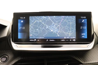 Peugeot 208 1.2 PureTech Allure Pack | 100PK | Start & Stopknop | Parkeer Camera Achter | Navigatie | DAB+ | Apple Carplay & Android Auto | / 24