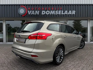 Ford Focus Wagon 1.0 ST-Line Cruise Navi Airco Carplay / 4