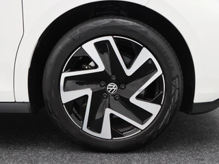 Volkswagen ID. Buzz GTX 4MOTION 79 kWh & 340 Pk | Trekhaak | Carplay | Cruise | Schuifdeuren L+R | Elektrische Stoelen | 20 Inch | Full LED  | 17.801 Km!! / 15