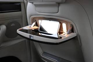 Bentley Flying Spur 6.0 W12 | LEDER | SCHUIFDAK | KERAMISCH | NAIM SOUNDSYSTEM | ENTERTAINMENT ACHTERIN | STOELVERKOELING/VERWARMING | MASSAGE | CAMERA | AIRCO | CRUISE | NAVI | / 34