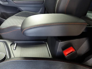 SEAT Tarraco 1.5 TSI 150pk FR Business Intense / 36
