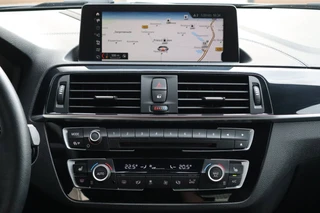 BMW 1-serie 118i 136pk High Executive Urban line - Leder - Led koplampen - Navigatie prof. - Hifi - / 16