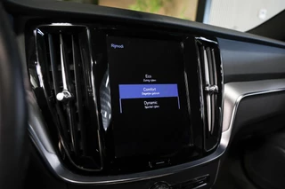 Volvo S60 2.0 B4 R-Design|H&K|Leer|Trekhaak|Carplay|ACC|ECC| / 53