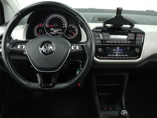Volkswagen up! 1.0 BMT high-up! Panoramadak | Stoelverwarming | Climate control / 5