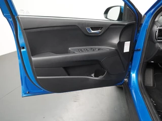 Kia Stonic 1.0 T-GDi MHEV DynamicPlusLine  - Apple Carplay/Android Auto - Cruise Control - Climate Control - Navigatie - Stuur/Stoel Verwarming - 7 Jaar of 150.000km Fabrieksgarantie / 23