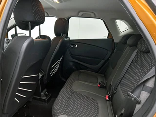 Renault Captur 0.9 TCe Intens | Cruise Control | Navigatie | Camera | Parkeersensoren / 24