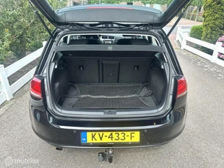 Volkswagen Golf 1.0 TSI 116PK Comfortline CLIMATE CONTROLE CARPLAY NAVIGATIE PARKEERSENSOREN ZEER NETTE AUTO!! / 24