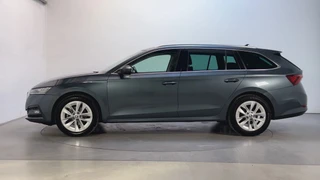 Skoda Octavia Combi 1.0 TSI 110pk Business Edition Plus Navigatie Parkeersensoren Sfeerverlichting / 14