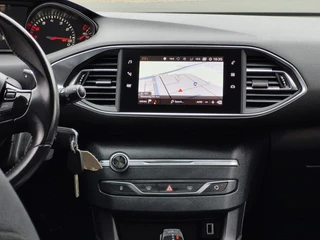 Peugeot 308 SW 1.2 PureTech Blue Lease Premium|Automaat|NAP / 16