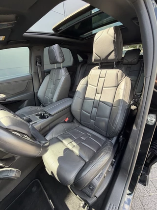 DS DS 7 Crossback 300pk E-Tense 4x4 Louvre (Elektrisch Schuifdak - Leder incl verwarming/koeling/massage/geheugen - NightVision - Focal Electra - 360gr Camera - 20"- Elektrische Klep - LED) / 18