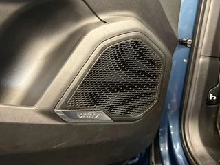 Lynk & Co 01 1.5 PHEV | MY23 | 6.6 KWH | ZWARTE HEMEL | PANO | 360 | / 8