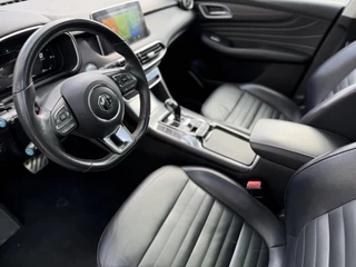 MG EHS 1.5 TGDI Luxury PHEV / 9
