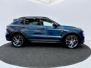 Lynk en Co 01 1.5 PHEV MY22 – Scandinavisch strak, vol karakter / 22