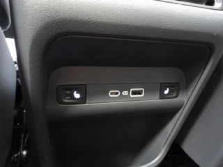 Geely Starray EM-i 1.5 Max+ PHEV 138KM ELEKTRISCH BEREIK/LEER/SCHUIFDAK/19"LMV! / 35