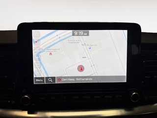 Kia Stonic 1.0 T-GDi MHEV GT-PlusLine Meest luxe uitvoering | 1e Eigenaar | Panorama dak | Dealer onderhouden | Cruise Control Adaptief | Carplay | Metallic lak | Fabrieksgarantie t/m 10-5-2030 + 3x 1 jaar* | NAP / 20