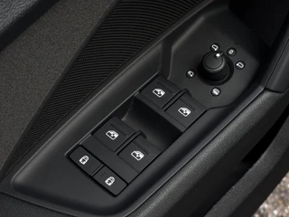 Audi A3 Sportback 40 TFSI e 204 PK Advanced edition | 93 % SOH | Audi dealer onderhouden | Camera | Stoelverwarming / 33