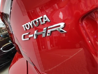 Toyota C-HR 1.8 HYBRID DYNAMIC  Dodehoekdetectie | Stoelverwarming | Adaptive Cruise / 32
