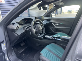 Peugeot 2008 Envy 1.2 Hybrid 110pk e-DSC6 | Apple Carplay/Android Auto | Achteruitrijcamera | Airco | Draadloze Telefoonoplader | Keyless entry/start | Parkeersensoren | Adaptief Cruise Control / 13