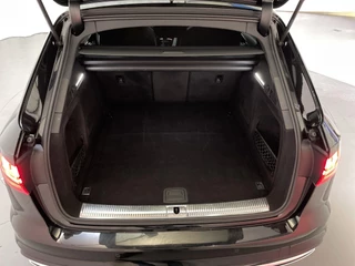 Audi A4 Avant 35 TFSI Business Edition Navigatie Cruise Control / 19