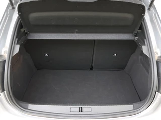 Peugeot 208 1.2 Hybride eDSC6 145 GT Automaat Carplay 3D Cockpit Clima Camer / 11