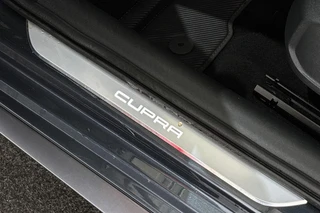 CUPRA Leon Sportstourer 1.4 e-Hybrid Business / 25