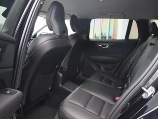 Volvo V60 2.0 T6 Plug-in hybrid AWD Ultra Bright | SOH 99% | Long Range / 8