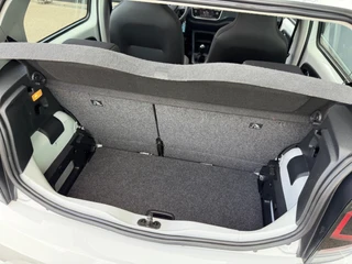 Volkswagen up! 1.0 5-deurs Camera | Cruise | Airco | Bluetooth | PDC | Rijklaar incl. 1 jaar Bovag garantie / 20