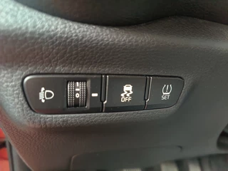 Kia Picanto 1.0 DPi DynamicLine uit 2021  Rijklaar + Fabrieksgarantie tot 06-2028 “Sinds 1970 | 5.000+ reviews | Score 9,5 | Service zoals ’t hoort” Henk Jongen Auto's in Helmond,  al 50 jaar service zoals 't hoort! / 13