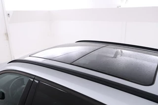 BMW X1 sDrive18d High Executive  Automaat, Panorama dak, Navigatie / 10