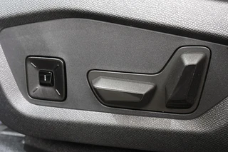 Jeep Compass First Edition 74 kWh  Panoramadak 360 Camera Massage / 19