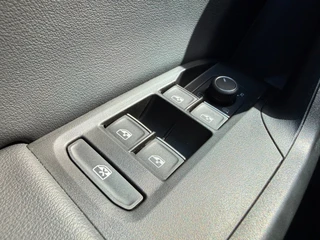SEAT Leon Sportstourer 1.4 TSI eHybrid PHEV FR * Navigatiesysteem * Stoelverwarming * AUTOMAAT * Virtual Cockpit * / 14
