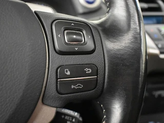 Lexus NX 300h AWD Luxury Line Schuifdak | Mark Levinson / 33