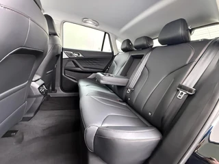 MG MG HS PHEV 1.5 Luxury PLUG-IN HYBRIDE | 272 PK | NIEUWE AUTO | >1.000 KM TOTAAL BEREIK | 1E REGISTRATIE 03-2026 | 360° CAMERA | ELEKTRISCHE ACHTERKLEP | 7 JAAR MG GARANTIE T/M 2033 | APPLE CARPLAY | ANDROID AUTO | STOELVERWARMING | FULL LED | ELEKTRISCHE STOELEN / 24