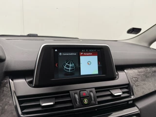 BMW 2-serie Gran Tourer 218i 7p. Executive | Trekhaak | schuifdak | Cruise Control | Navigatie | Stoelverwarming / 18