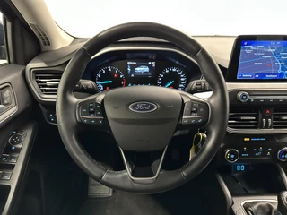 Ford Focus 1.0 EcoBoost Trend Edition Business CAMERA CARPLAY NAVI LM. / 19