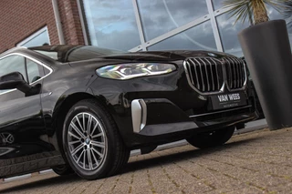 BMW 2-serie Active Tourer 230e xDrive Luxury Line | 1e eigenaar | BTW auto | Driving Assistant | Harman Kardon | 360 camera | Panoramadak | Head-up | M-sportstuur | Keyless entry / 48