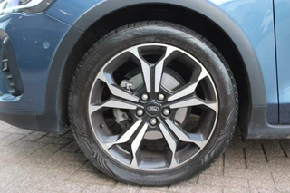 Ford Focus Wagon 1.0 EcoBoost Hybrid Active X  | Leder! | Adaptieve cruise | Trekhaak | Camera | BLIS / 8