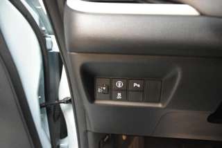 Honda Jazz 1.5 i-MMD 109pk Hybrid CVT Elegance / 24
