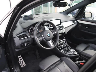 BMW 2-serie Active Tourer 220i High Executive M-sport | Uniek!! / 4