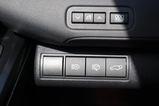 Toyota bZ4X Touring EXECUTIVE AWD 75KWH PANODAK JBL-AUDIO 1500KG TREKGEW STOELVERW/KOELING STUURVERW BLIND SPOT WARMTEPOMP EL-ACHTERKLEP / 36