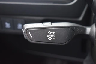 Audi Q4 e-tron 40 Launch edition Advanced 77 kWh MATRIX LED / 27
