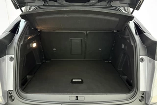 Peugeot 3008 1.2T 130pk GT | Achteruitrijcamera | Parkeersensoren V+A | Cruise & Climate control | Navi | Apple Carplay / Android Auto / 11