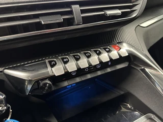 Peugeot 3008 1.2 PureTech Blue lease Executive Avantage NAVI CARPLAY CRUISE ECC TREKHAAK. / 33