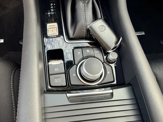 Mazda 6 Sportbreak 2.0 SkyActiv-G 165 Centre-Line  | Trekhaak | Adapt. Cruise | Apple/Android | Head-Up | PDC incl. Camera / 31