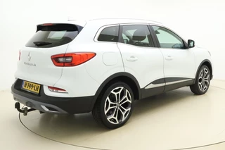 Renault Kadjar 1.3 TCe Intens | Apple carplay/Android auto | Trekhaak | Cruise control | Climate control | Achteruitrijcamera | Panoramadak | Lichtmetalen velgen 19'' | Stoelverwarming | / 2